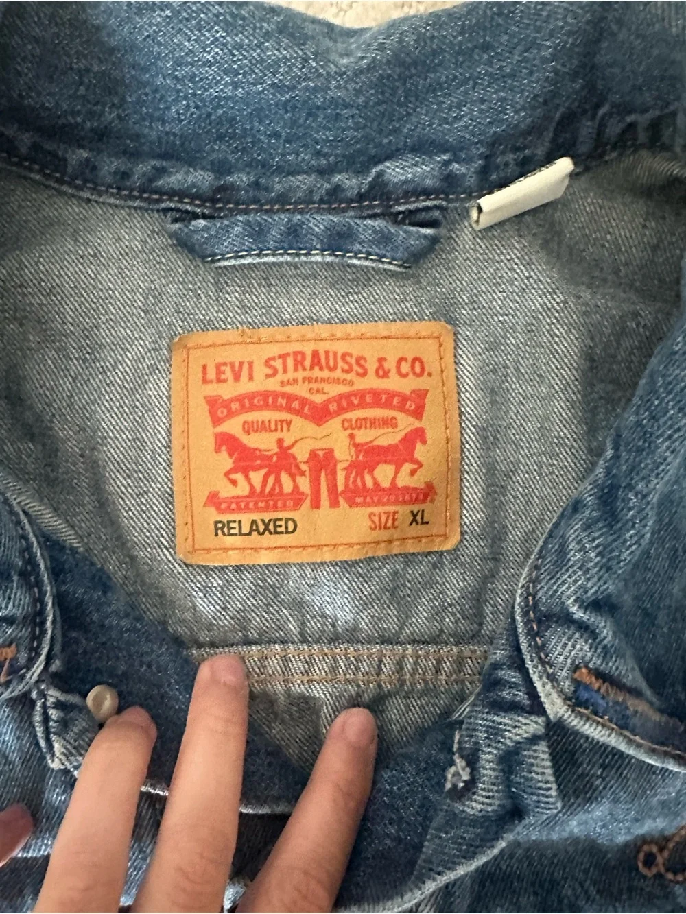 Levi's Men's Medium Blue Denim Jacket with Chest Pockets